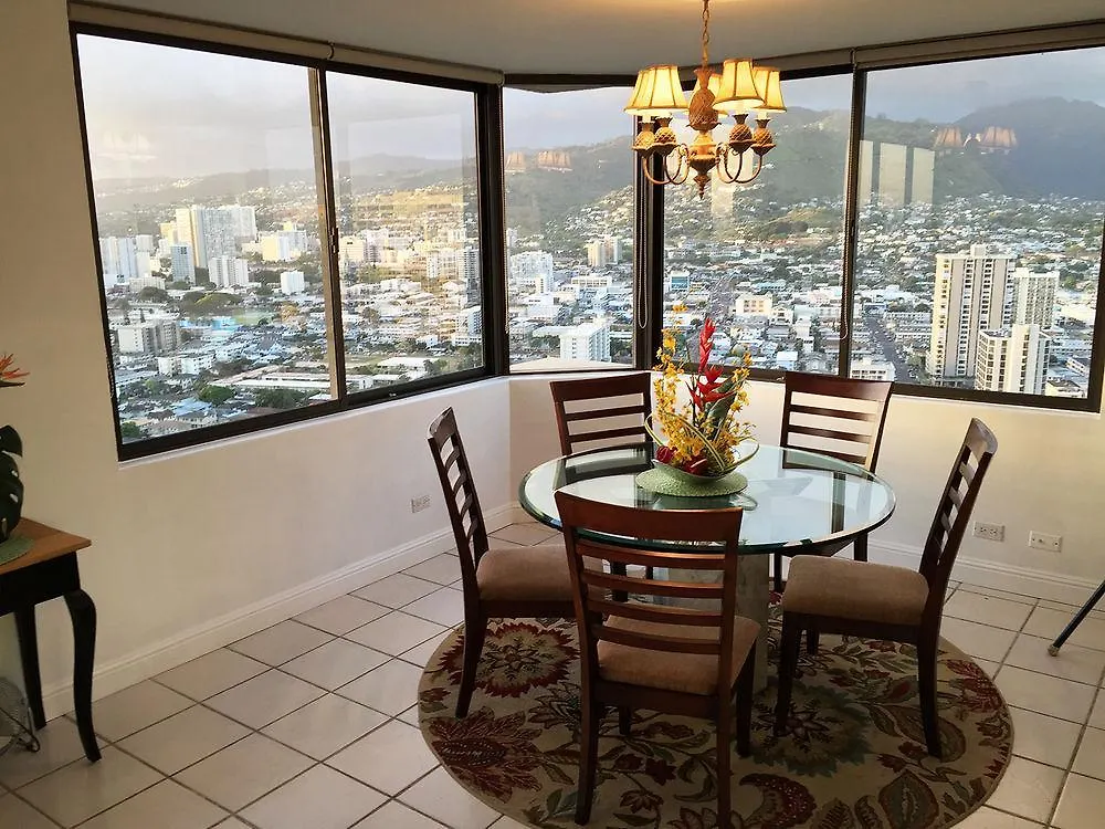 Waikiki Monarch Hotel Honolulu 2*,  United States