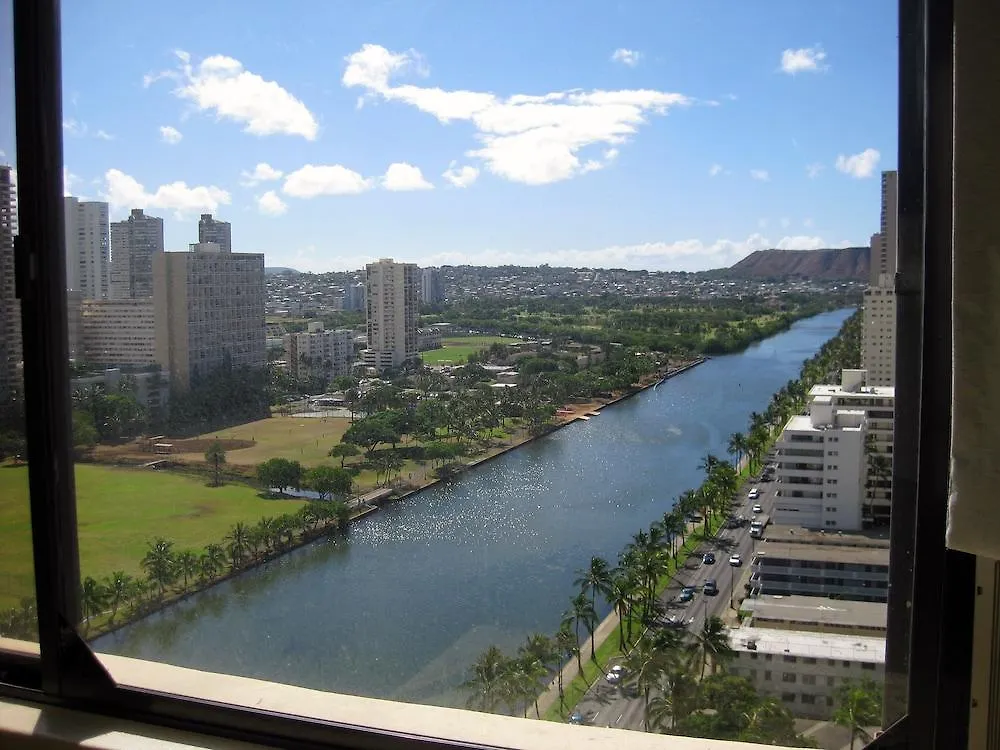 Waikiki Monarch Hotel Honolulu 2*,  ABD