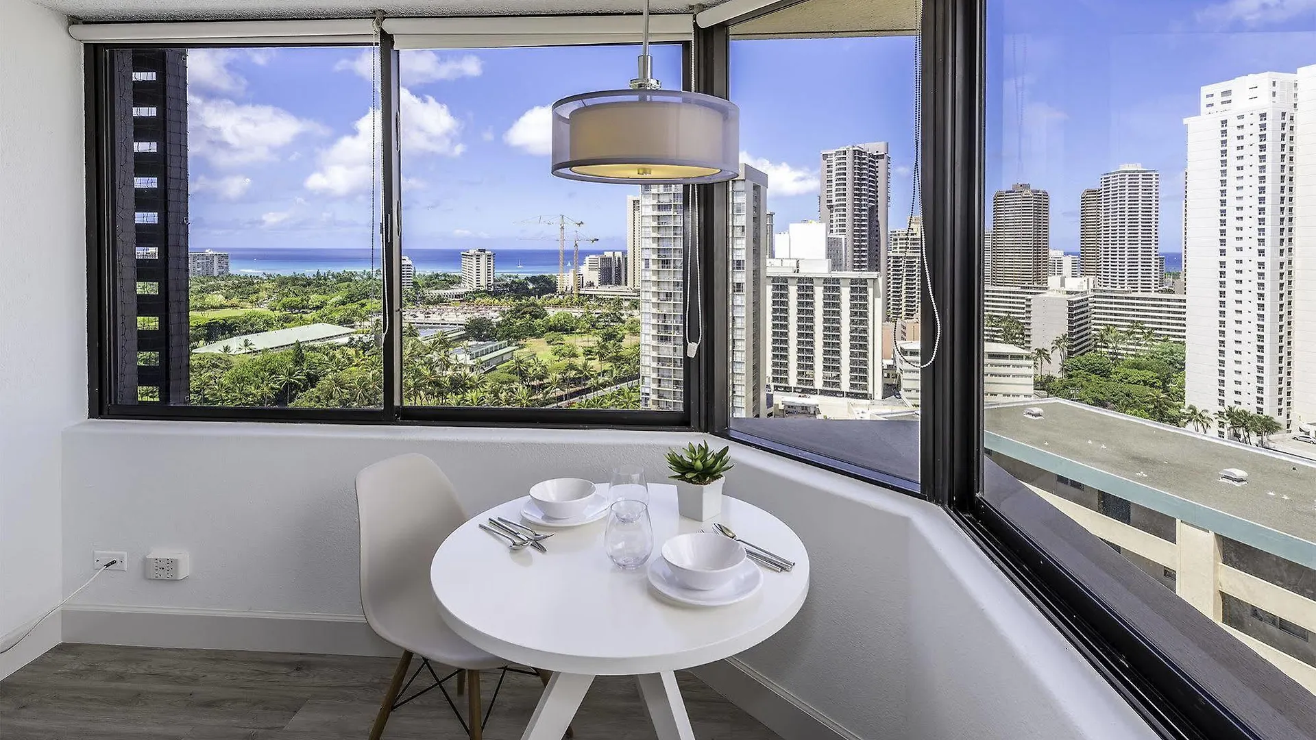 **  Waikiki Monarch Hotel Honolulu ABD